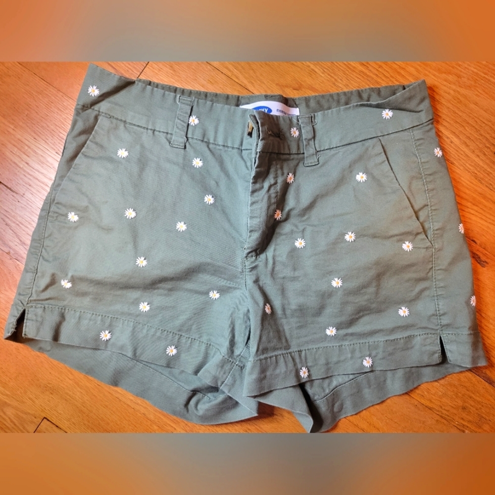Old Navy mid-rise sunflower shorts